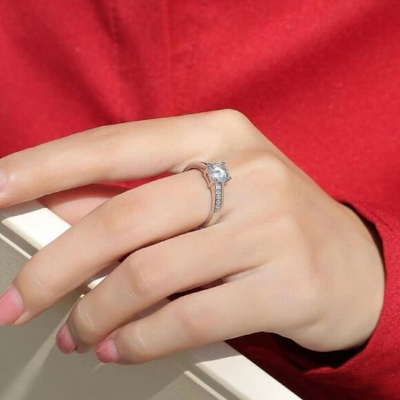 1 Carat High-Carbon Diamond Engagement 14K White Gold Vermeil Ring Sz 8 New - Picture 3 of 4